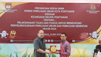 Kejari dan KPU Kota Pontianak Teken MoU Mendukung Penyelanggaran Pemilu 2024