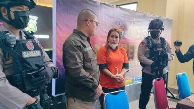 Janda Muda Ditangkap karena Selundupkan Paket Sabu Lewat Bandara Supadio Pontianak