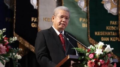 Wakili PP Kagama, Harisson Pidato di Depan 1.245 Wisudawan-wisudawati UGM