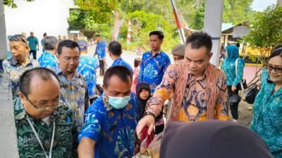Gula Aren dan Layanan Aduan Smartphone Jadi Unggulan Desa Tanjung Lay