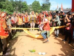 Sekda Ketapang Buka Gawai Nyapat Tautn ke-XII Kecamatan Simpang Hulu