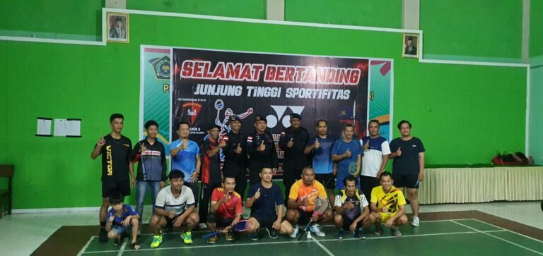 Meriahkan HUT RI ke 78, Brimob Ketapang Gelar Tournament Bulutangkis Brimob Cup