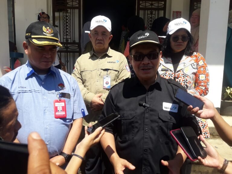 Kepala BKKBN RI Hadiri Pelayanan KB Masyarakat Perbatasan dan PMI di Sarawak Malaysia
