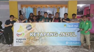 Bernostalgia Lewat Buku: Kisah di Balik Foto Ketapang Jadul