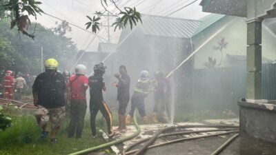 Selang Beberapa Jam, 3 Rumah di 2 Komplek Rumdin TNI Pontianak Terbakar