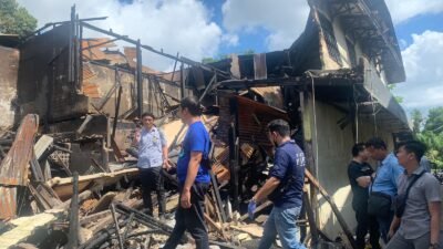Outdoor AC Konslet Harta Benda Pemilik Ruko di Adisucipto Ludes Terbakar