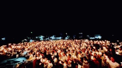 Ribuan Warga Sandai Nyalakan 1.000 Lilin untuk Yesa, Korban Penyiksaan Orang Tua Angkat