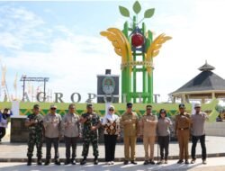 Pj Gubernur Kalbar Tinjau Kawasan Agropolitan Sungai Pelang