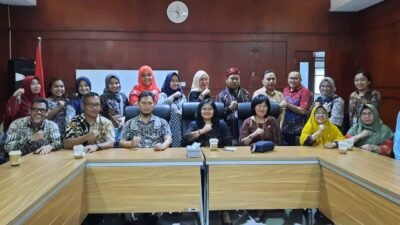 BKKBN Kalbar Tertarik Kembangkan Keunggulan Aplikasi Online BKKBN Jatim 
