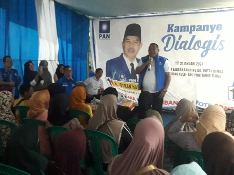 Bantu Masyarakat Kalbar, PAN Tetap Lanjutkan Program Bedah Rumah dan Sanitasi
