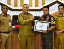 Sekda Ketapang Pimpin Rapat di Hari Pertama Kerja Tahun 2024