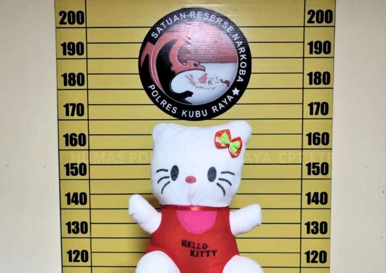 Jaringan Narkoba Antar Provinsi Ditangkap Polisi, Selundupkan Sabu Dalam Boneka Hello Kitty