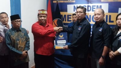 Heri Saman Serahkan Pendaftaran di Partai Nasdem, Pastikan Terus Komunikasi Dengan Seluruh Parpol