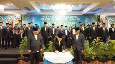 Rokidi Dilantik Jadi Koordinator Usaha Dana LPTQ Kalbar