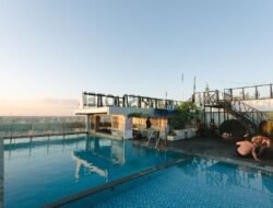 Nikmati Sensasi Berenang di Hotel Harris Pontianak, Rp 100.000 Tanpa Harus Menginap