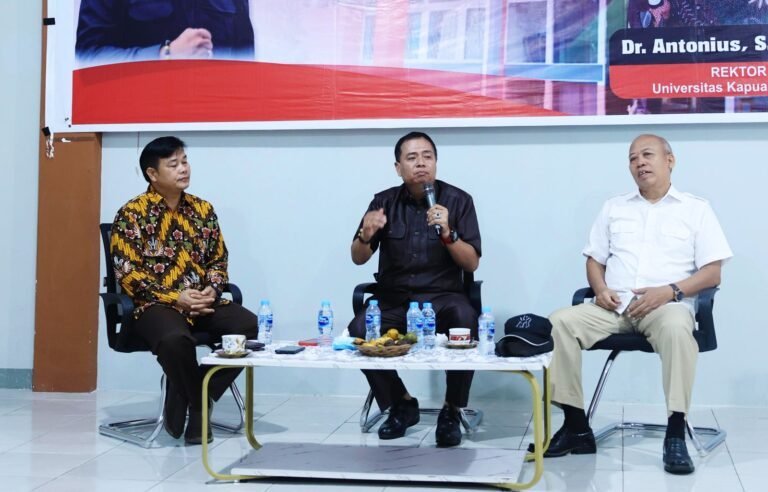 Jadi Narasumber di UNKA Sintang, Lasarus Ajak Mahasiswa Persiapkan Diri Menuju Indonesia Emas dan Bagian IKN