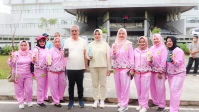 Perwosi Kalbar Gaungkan Gerakan Membawa Tumbler Saat Olahraga