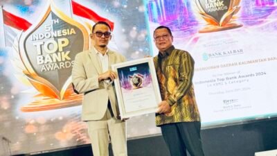 Bank Kalbar Raih Penghargaan Top Bank Awards 2024