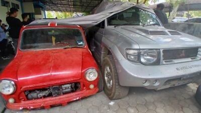 Petugas Bea Cukai Amankan Pajero Evolution dan Mini Cooper Selundupan di Mempawah