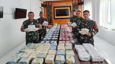 TNI Gagalkan Penyelundupan 35.9 Kg Sabu dan 35 Ribu Pil Ekstasi di Temajuk Sambas, Pelaku Berhasil Lolos