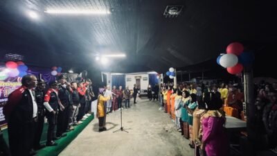 Norsan Disambut Gembira Ratusan Emak-emak Pecinta Seni Tarik Suara di Sungai Kakap