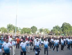 Bupati dan Wabup Ketapang Hadiri Senam Massal HUT Koperasi dan UMKM Nasional