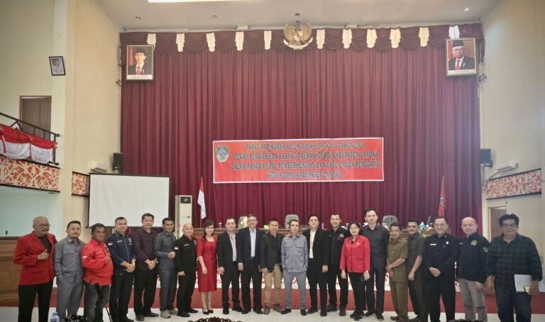 Maju Pilkada, Heri Saman Diberhentikan Sebagai Ketua DPRD Landak