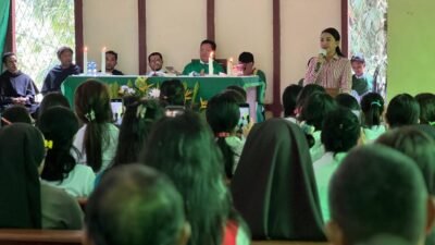 Hadiri Pelantikan WKRI di Jelimpo, Karolin Ajak Wanita Katolik Turut Berdaya Guna Melalui WKRI