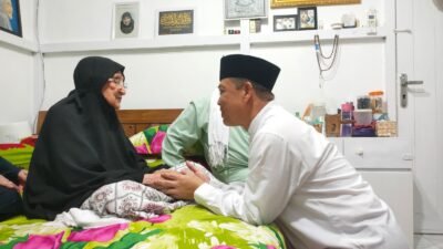 Ria Norsan Sungkem dan Minta Doa Restu Hubabah Annisa