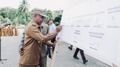 Bupati Ketapang Pimpin Apel Gabungan dan Deklrasi Netralitas ASN di Pilkada