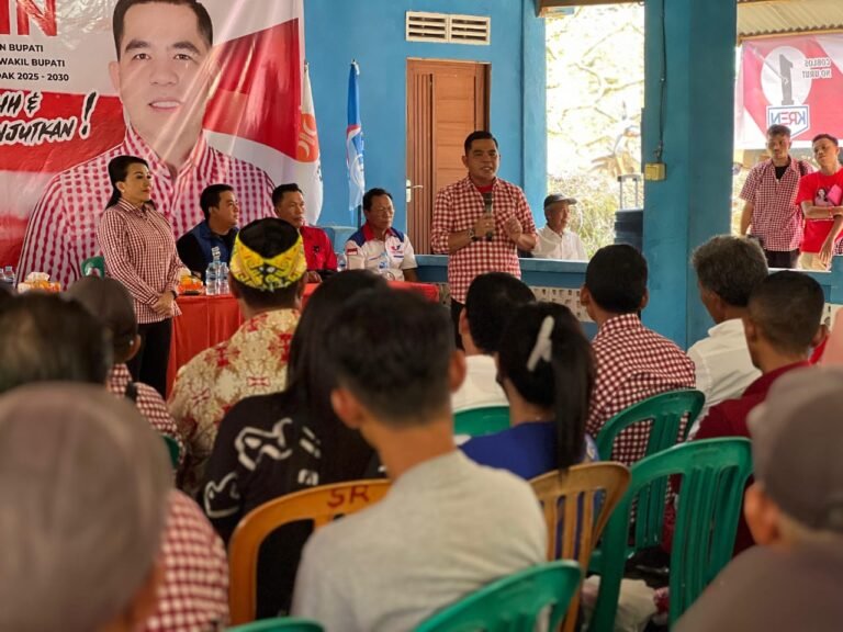 Deklarasi Tim Pemenangan Kec. Mandor, Karolin: Keberlanjutan Kepemimpinan Penting untuk Pembangunan