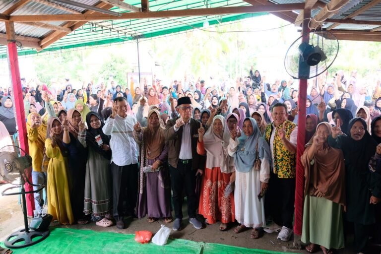 Emak-Emak Desa Pasir Mempawah Siap Bersama Pemenangan Midji-Didi