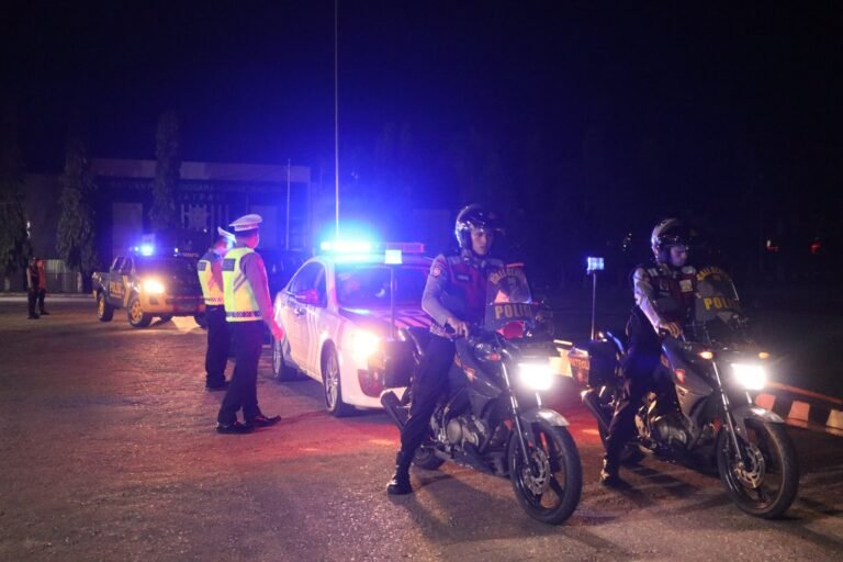 Polres Landak Intensifkan Patroli Skala Besar untuk Cipta Kondisi Jelang Pilkada 2024