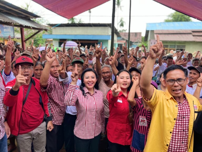 Kampanye di Desa Tiang Tanjung, Karolin: Perlu Kolaborasi DPRD dan Bupati untuk Pembangunan