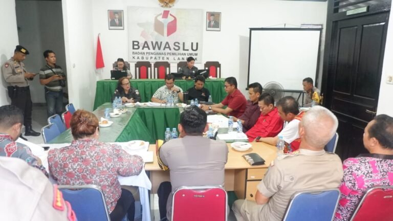 Penuhi Undangan Bawaslu, Tim Pemenangan Karolin-Erani Komitmen Telah Tertib dan Ikuti Aturan