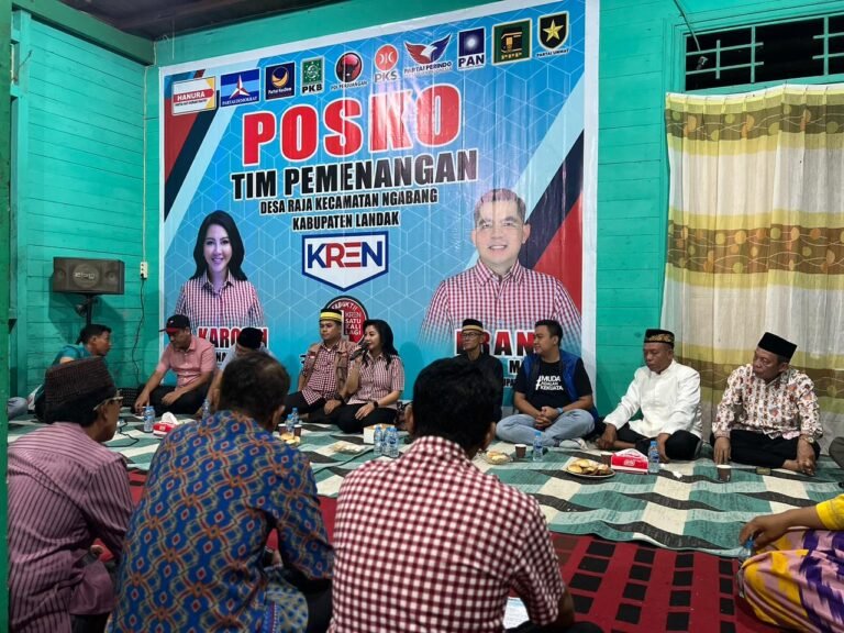 Karolin Serahkan SK Tim Pemenangan KREN di Desa Raja