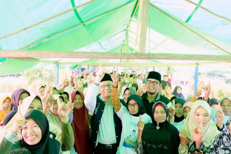 Dialogis di Sambas, Midji Pastikan Benahi Tata Kelola Sektor Pertanian