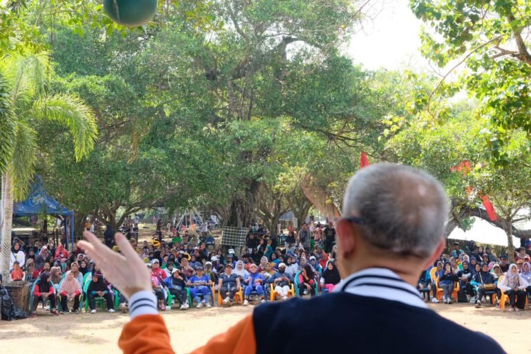 Midji Siap Wujudkan Harapan Warga Jongkat, Hadirkan Akses Air Bersih dan SMK Negeri