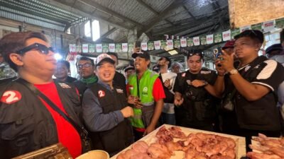 Blusukan ke Pasar Flamboyan Pontianak, Norsan Siap Suntikkan Modal untuk Pedagang