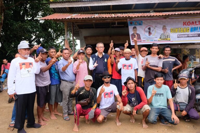 Midji Bertemu Para Penambang Pasir di Sintang