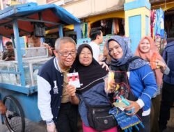 Blusukan di Pasar Tengah, Sutarmidji Kenang Masa Remaja Saat Berjualan Koran