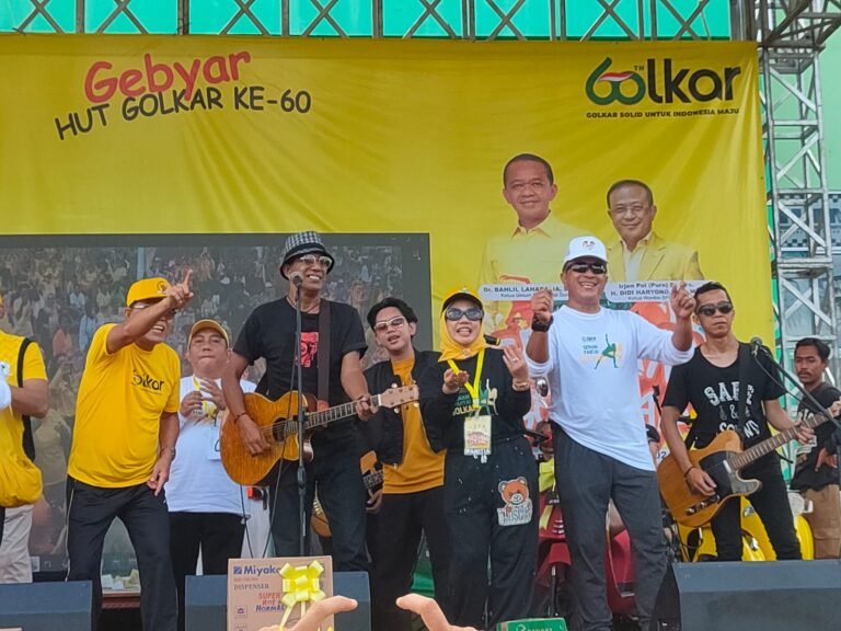 Cawagub Didi Haryono Senam Bersama Ribuan Masyarakat, Ingatkan Masyarakat Tak Golput di Pilkada 2024