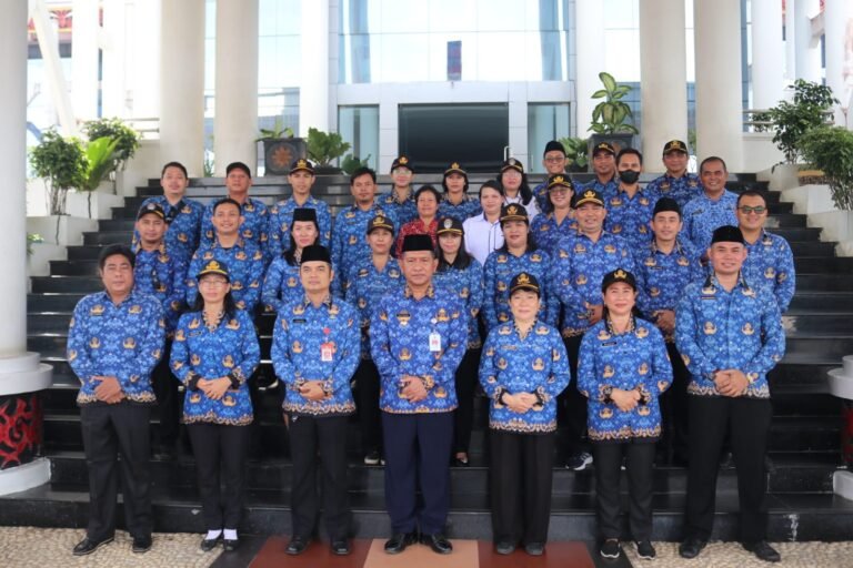Pj Bupati Landak Ingatkan Dua Agenda Besar Saat Pimpin Apel Hari Kesadaran Nasional