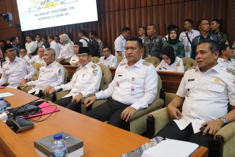 Ikuti Rapat Kerja bersama DPR RI, Gutmen Harap Pelaksanaan Pilkada Berjalan Baik dan Lancar