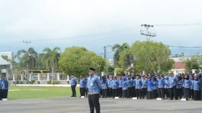 Pj Sekda Ketapang Pimpin Apel Gabungan ASN Peringati HUT Korpri
