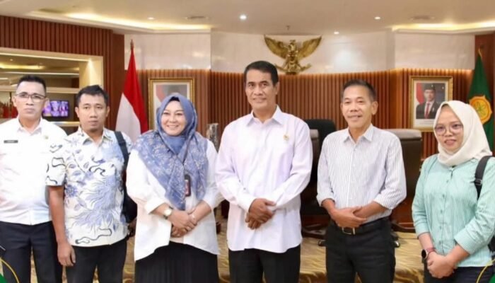 Wabup Ketapang Bertemu Menteri Pertanian Audiensi Program Ketahanan Pangan
