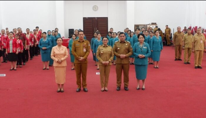 Bupati Karolin Kukuhkan Ketua TP PKK, TP Posyandu dan Dekranasda Kabupaten Landak