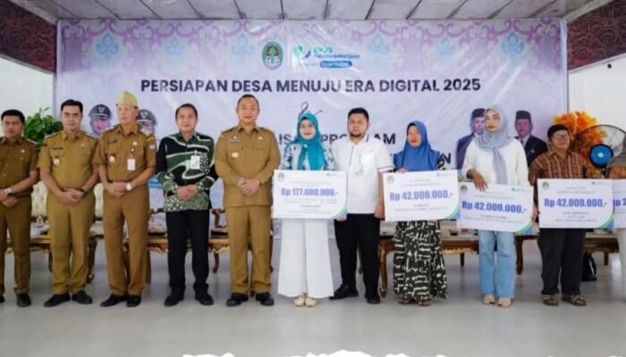 Pemkab Ketapang Siapkan Desa Menuju Era Digital serta Sosialisasikan Jaminan Ketenagakerjaan