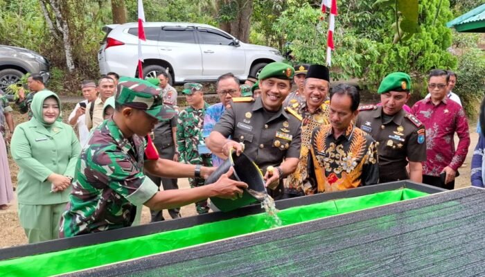 Danrem 121/Abw Resmikan Rehab Panti Asuhan Hira dan Pembuatan Akta Kelahiran