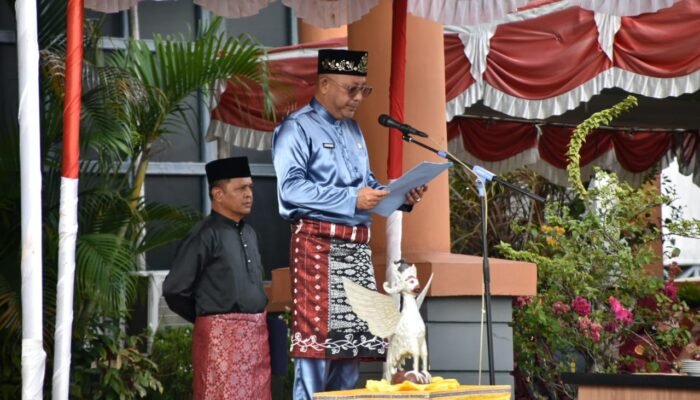 Ketua DPRD Sintang Pimpin Apel Harjad Sintang 663